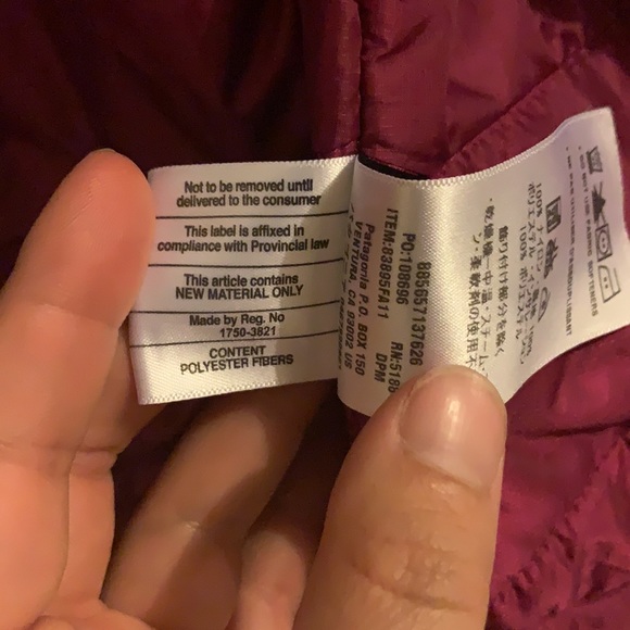 Patagonia synthetic- fill water resistant jacket - Picture 8 of 8